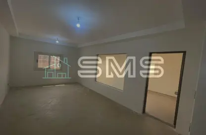 Apartment - 4 Bedrooms - 3 Bathrooms for rent in Doctor Yassin Abdel Ghaffar St. - Area C - Ganoob El Acadimia - New Cairo City - Cairo