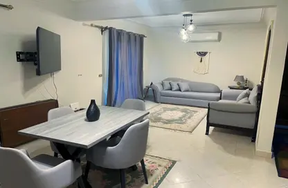 Apartment - 1 Bedroom - 1 Bathroom for rent in Hadayek Al Mohandessin - 4th District - Sheikh Zayed City - Giza