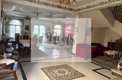 Townhouse - 4 Bedrooms - 4 Bathrooms for sale in West Gate - 6 October Compounds - 6 October City - Giza