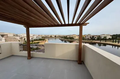 فيلا - 4 غرف نوم - 5 حمامات للبيع في مراسي - سيدي عبد الرحمن - الساحل الشمالي