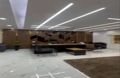 مساحات مكتبية - استوديو - 2 حمامات للايجار في شارع البطل احمد عبد العزيز - المهندسين - الجيزة