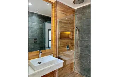 شقة - 3 غرف نوم - 4 حمامات للبيع في ذا كورت ياردز - كمبوندات الشيخ زايد - الشيخ زايد - الجيزة