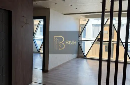 مساحات مكتبية - استوديو - 2 حمامات للايجار في كايرو بزنس بلازا - شارع التسعين الشمالي - التجمع الخامس - مدينة القاهرة الجديدة - القاهرة مساحات مكتبية - استوديو - 2 حمامات للايجار في كايرو بزنس بلازا - شارع التسعين الشمالي - التجمع الخامس - مدينة القاهرة الجديدة - القاهرة