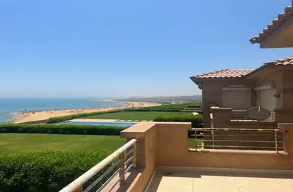 منزل مزدوج - 4 غرف نوم - 4 حمامات للبيع في تلال السخنة - العين السخنة - السويس
