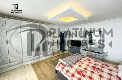 Apartment - 3 Bedrooms - 3 Bathrooms for rent in Abdel Moneim Al Dalel St. - Tharwat - Hay Sharq - Alexandria