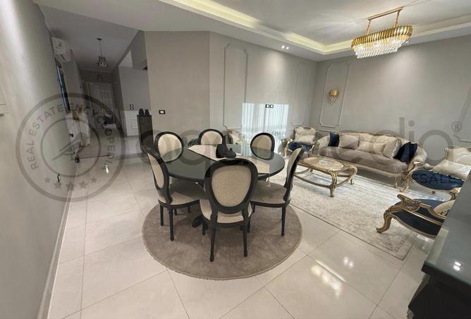 8205833 - Property Image 2