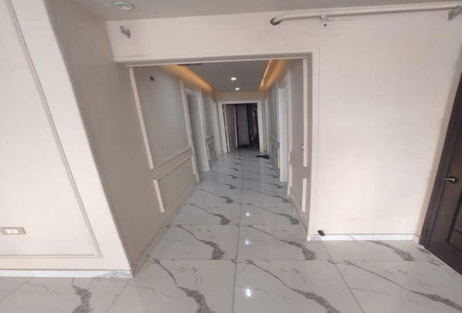 8350220 - Property Image 3