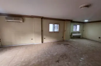 شقة - 3 غرف نوم - 3 حمامات للايجار في شارع لبنان - المهندسين - الجيزة