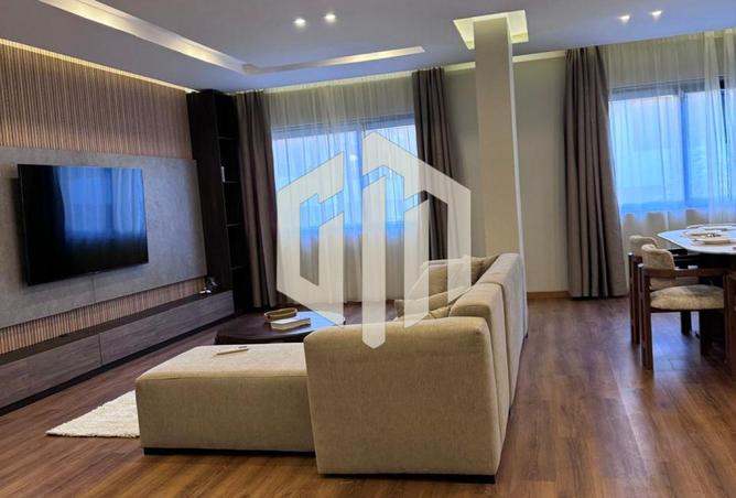 8051768 - Property Image 2