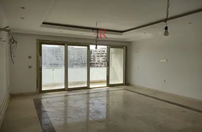 Apartment - 3 Bedrooms - 2 Bathrooms for sale in Mountain View iCity - 5th Settlement Compounds - The 5th Settlement - New Cairo City - Cairo