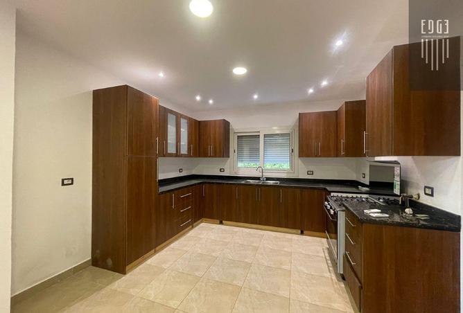 8177917 - Property Image 3