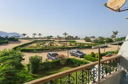 Chalet - 2 Bedrooms - 2 Bathrooms for sale in Dolphin Beach - Al Ain Al Sokhna - Suez