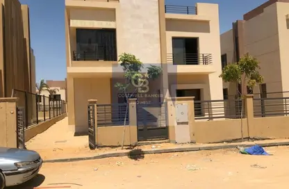 فيلا - 5 غرف نوم - 5 حمامات للبيع في الما - الحي الثاني - الشيخ زايد - الجيزة