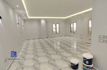 Apartment - 3 Bedrooms - 3 Bathrooms for rent in Beit Al Watan - Sheikh Zayed Compounds - Sheikh Zayed City - Giza