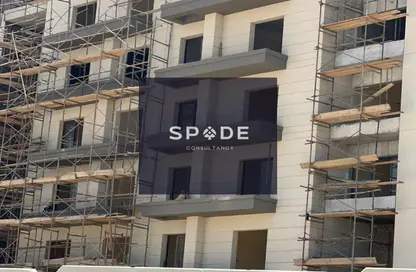 Apartment - 3 Bedrooms - 3 Bathrooms for sale in Swan Lake Residence - 5th Settlement Compounds - The 5th Settlement - New Cairo City - Cairo