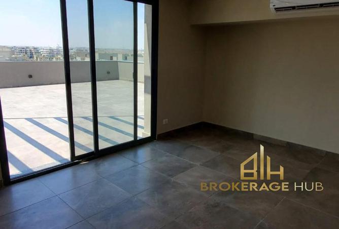 8305413 - Property Image 2