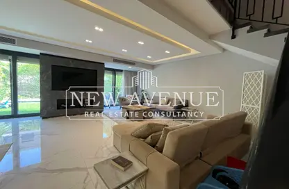 Townhouse - 3 Bedrooms - 3 Bathrooms for sale in Sodic East - 6th District - New Heliopolis - Cairo