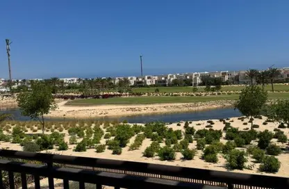 فيلا - 5 غرف نوم - 5 حمامات للبيع في مراسي - سيدي عبد الرحمن - الساحل الشمالي