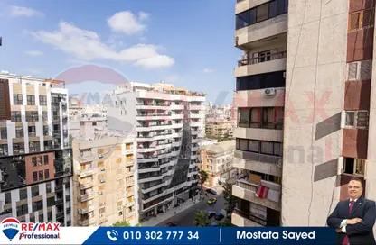 Apartment - 2 Bedrooms - 1 Bathroom for sale in Mostafa Kamel St. - Abu Qir - Hay Than El Montazah - Alexandria