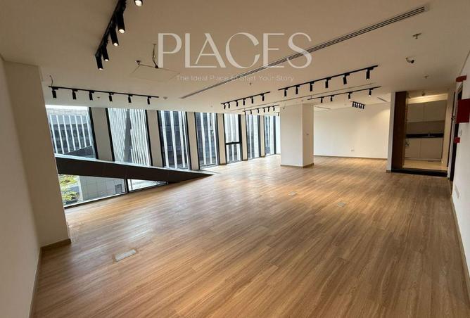 8381239 - Property Image 2