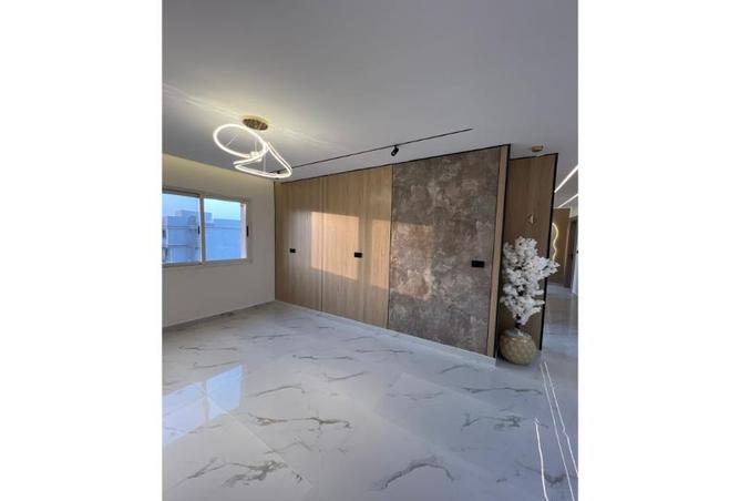 8328354 - Property Main Image