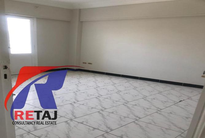 8002659 - Property Image 2