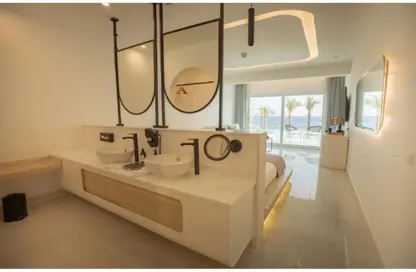 Villa - 6 Bedrooms - 6 Bathrooms for rent in Marassi - Sidi Abdel Rahman - North Coast