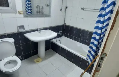 Apartment - 3 Bedrooms - 2 Bathrooms for rent in Hassan Ma'moon St. - 6th Zone - Nasr City - Cairo