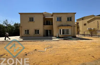Villa - 4 Bedrooms - 4 Bathrooms for sale in Privado - Madinaty - Cairo