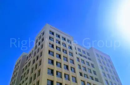 مساحات مكتبية - استوديو - 3 حمامات للبيع في اركان بلازا - محور 26 يوليو - الشيخ زايد - الجيزة