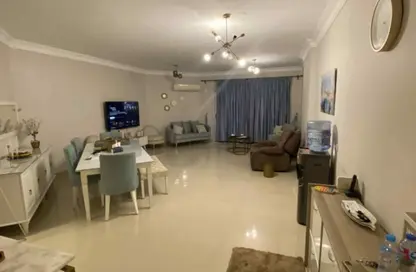 Apartment - 3 Bedrooms - 2 Bathrooms for rent in Zahraa Al Maadi St. - Degla - Hay El Maadi - Cairo