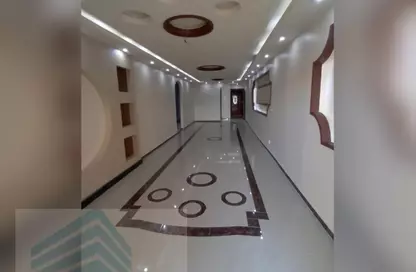 شقة - 3 غرف نوم - 2 حمامات للايجار في شارع ممفيس - الإبراهيمية - حي وسط - الاسكندرية