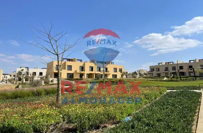 تاون هاوس - 3 غرف نوم - 4 حمامات للايجار في أو ويست - كمبوندات 6 أكتوبر - مدينة 6 أكتوبر - الجيزة