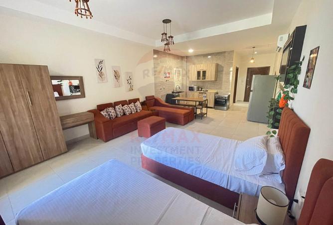 8256020 - صورة العقار 2