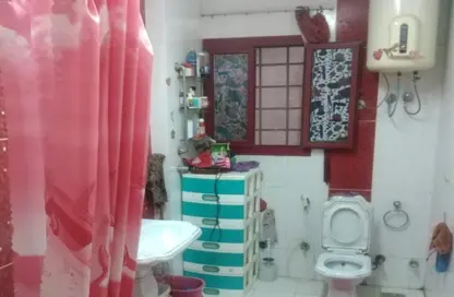 Apartment - 3 Bedrooms - 1 Bathroom for sale in Mousa Ibn Naseer St. - Al Hadiqah Al Dawliyah - 7th District - Nasr City - Cairo