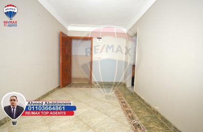 Apartment - 3 Bedrooms - 2 Bathrooms for sale in Miami - Hay Awal El Montazah - Alexandria