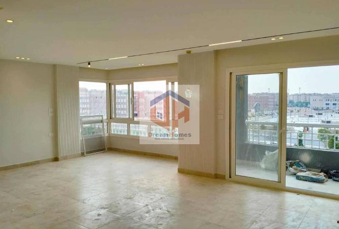 8387256 - Property Image 2