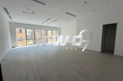 مساحات مكتبية - استوديو - 2 حمامات للايجار في شارع مجمع البنوك - شارع التسعين الجنوبي - التجمع الخامس - مدينة القاهرة الجديدة - القاهرة
