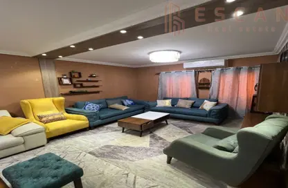 Apartment - 3 Bedrooms - 3 Bathrooms for rent in Om Kalthoum St. - Rehab City Third Phase - Al Rehab - New Cairo City - Cairo