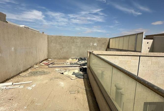 8192853 - Property Image 2