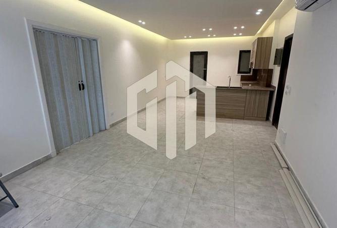 8370502 - Property Image 2