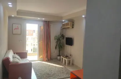 Apartment - 2 Bedrooms - 1 Bathroom for sale in Madinaty - Cairo