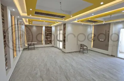 Apartment - 3 Bedrooms - 3 Bathrooms for rent in The Residences - Hyde Park - New Cairo City - Cairo