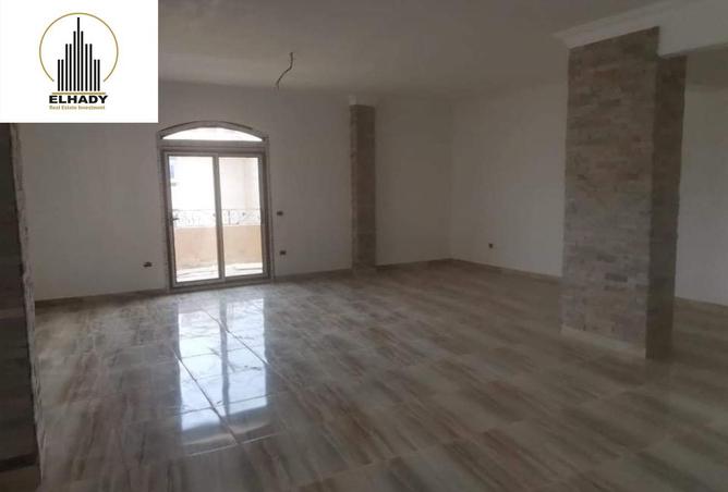 8377818 - Property Image 2