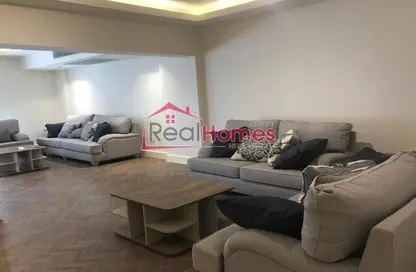 Apartment - 2 Bedrooms - 2 Bathrooms for rent in Al Gezira El Wosta St. (Yousef Kamel) - Zamalek - Cairo