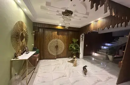 فيلا - 8 غرف نوم - 2 حمامات للبيع في الفدا جاردنز - كمبوندات الشيخ زايد - الشيخ زايد - الجيزة