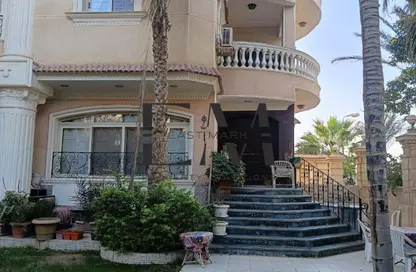فيلا - 4 غرف نوم - 3 حمامات للبيع في المنطقة ز - حى جنوب الاكايمية - مدينة القاهرة الجديدة - القاهرة