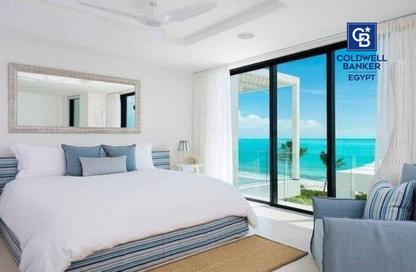 Chalet - 2 Bedrooms - 2 Bathrooms for sale in Sea View - Ras Al Hekma - North Coast