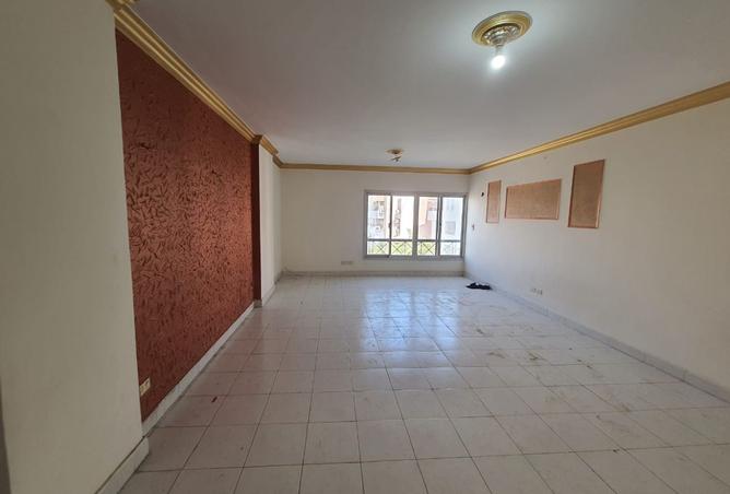 8006589 - Property Image 2