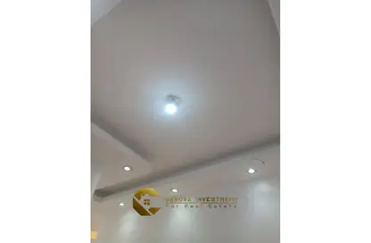 Apartment - 3 Bedrooms - 2 Bathrooms for sale in Street 11 - 1st District - Sheikh Zayed City - Giza